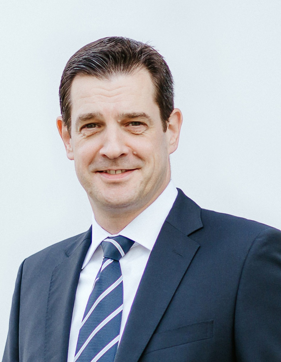 Experian erwirbt Mehrheit an RiskManagementEinheit der Bertelsmann